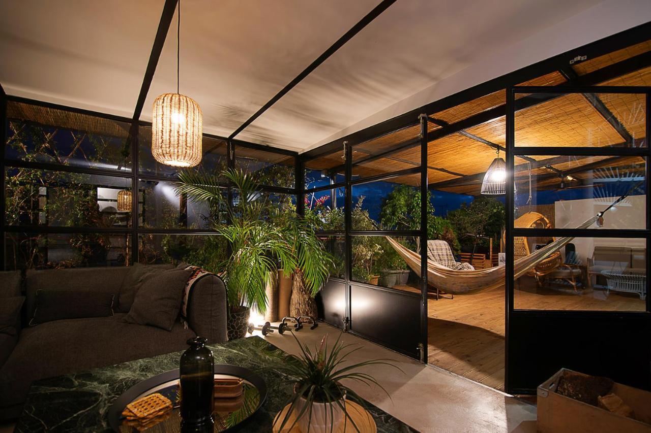Unique Solar Penthouse With Jacuzzi And Sauna In Central Athens Atenas Exterior foto