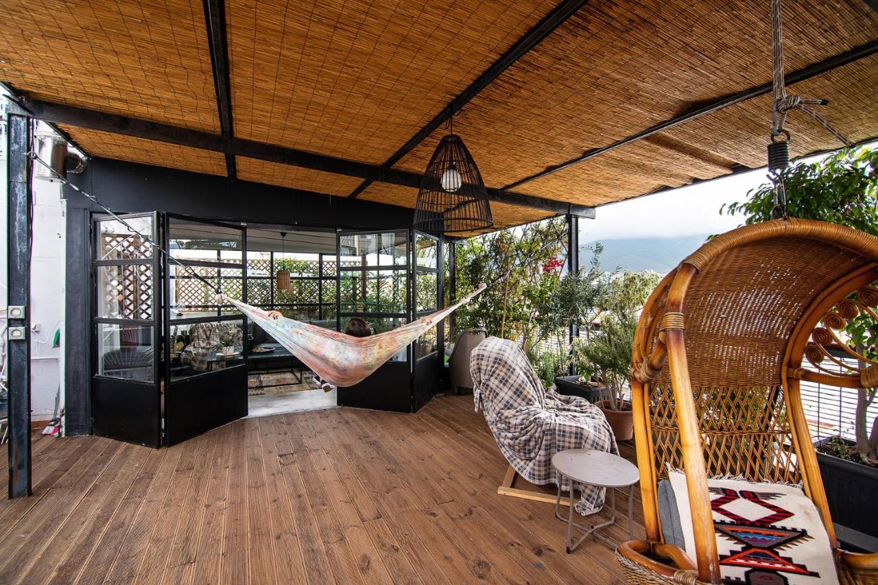 Unique Solar Penthouse With Jacuzzi And Sauna In Central Athens Atenas Exterior foto